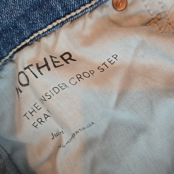 Mother Insider Crop Step Fray - Picture 5 of 10